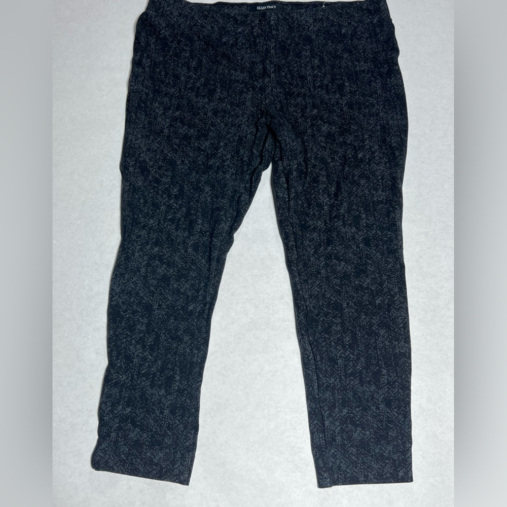Ellen Tracy Leggings size XL